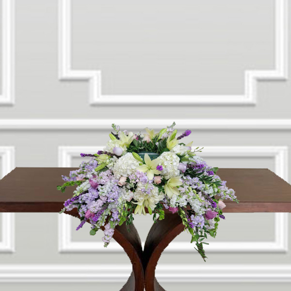 Distinction Urn